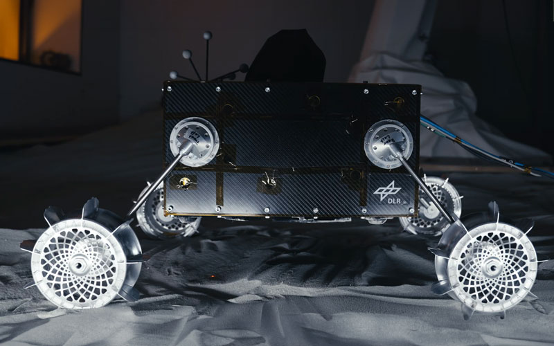 The CNES/DLR IDEFIX rover will be the first to explore the surface of Phobos.