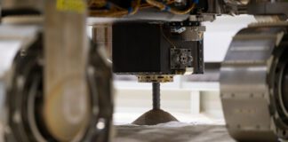 ESA has signed an agreement with NASA to formalize aspects of its Mars rover mission, which the US agency will assist.