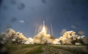 Arianespace has launched the first four-booster variant of its Ariane 6 rocket, deploying 32 satellites for the Amazon LEO constellation.